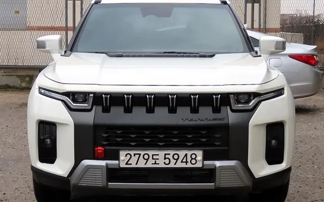 더뉴토레스 중고차 토레스 1.5 GDI-T 4WD 매물 사진 18 - 2022/07 78,632km